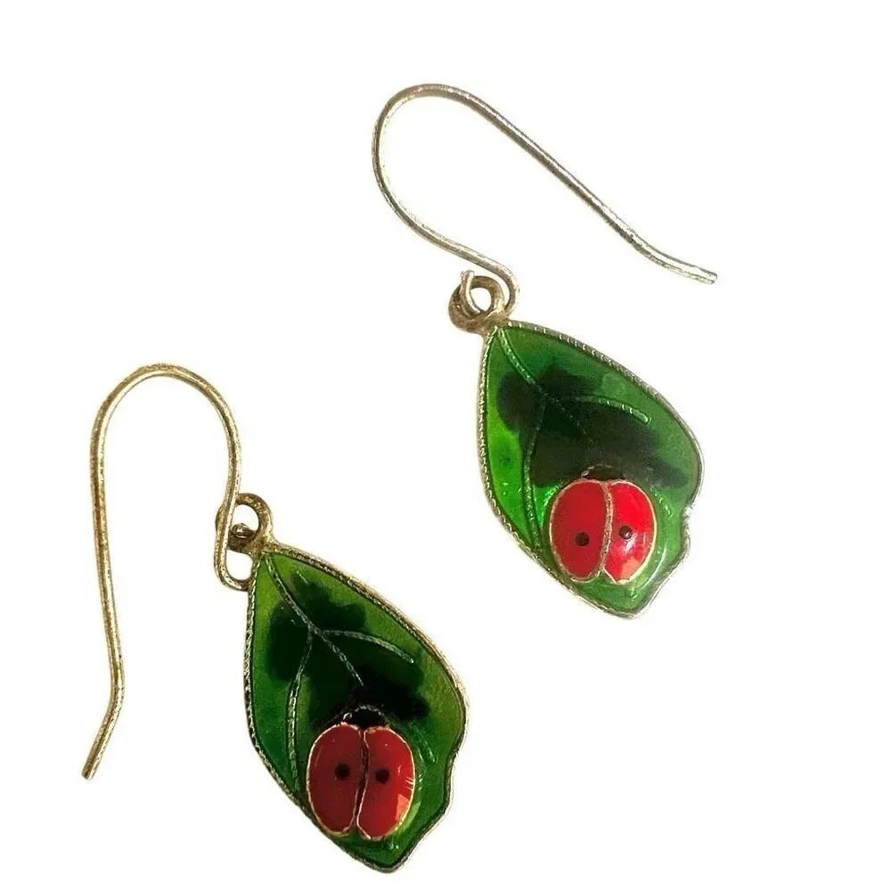 Avon enamel Ladybug pierced dangle earrings